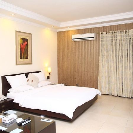 Safari Club 3 Bahria Town Hotel Ravalpindi Kültér fotó